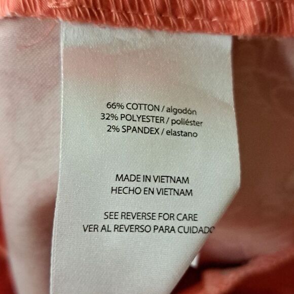 Isaac Mizrahi shorts size 4 - Picture 3 of 5